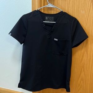 XS caterina figs one pocket scrub top.